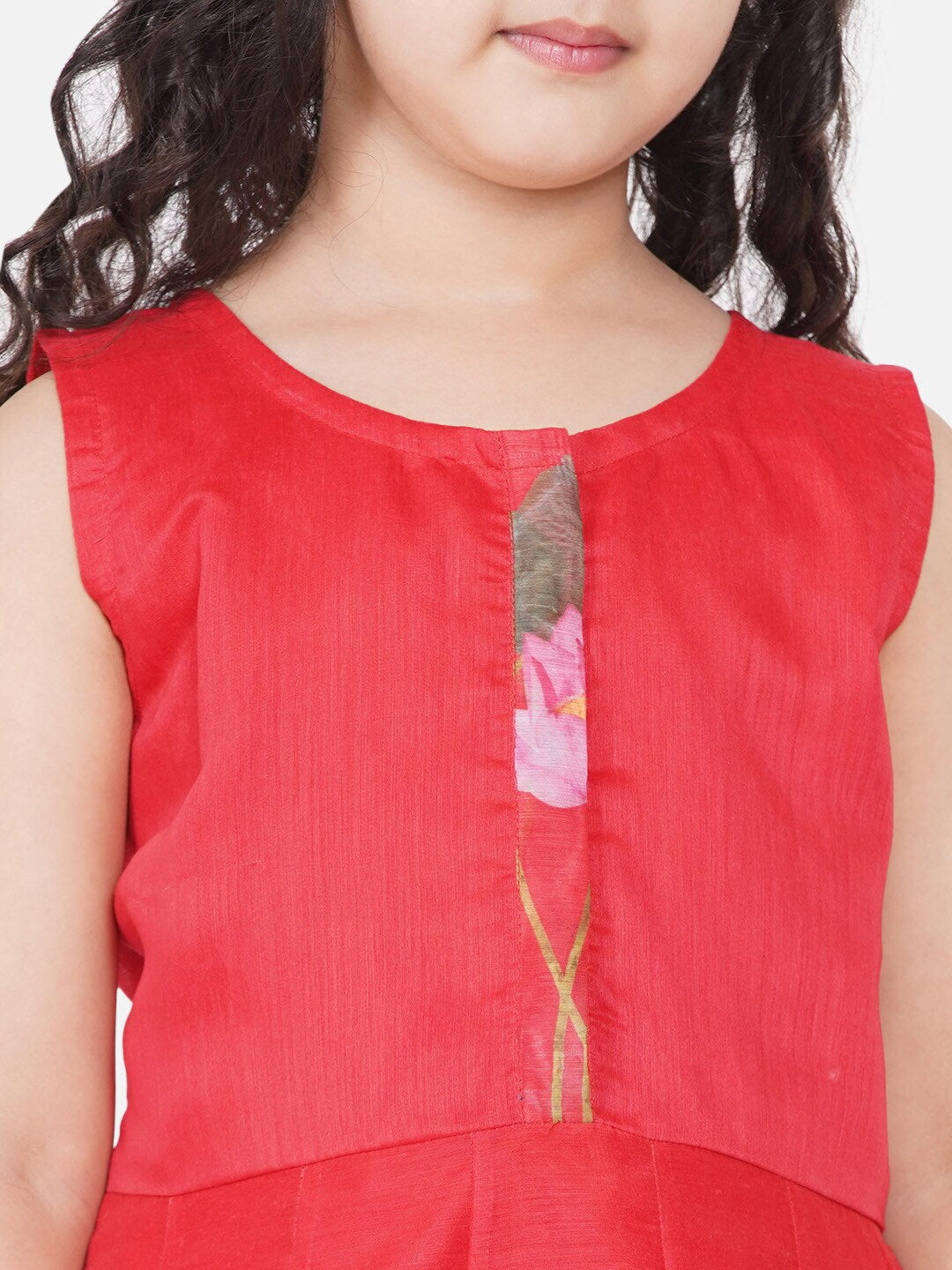 Girl's Red Ethnic Motifs Printed Chanderi Cotton Kurta with Churidar & With Dupatta - NOZ2TOZ KIDS