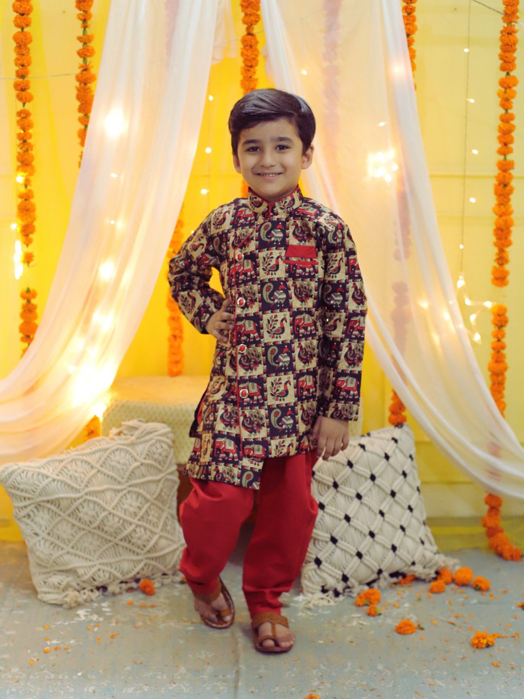 Boy's Ethnic Mor Print Full Sleeve Sherwani With Salwar - BOWNBEE
