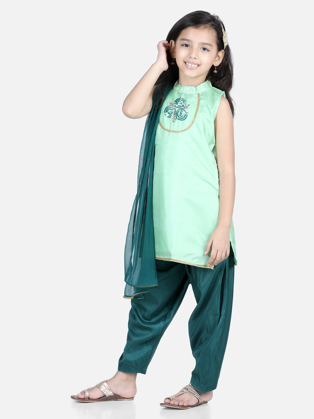 Girl's Green Color Hand Embroidered Silk Kurti Salwar - NOZ2TOZ KIDS