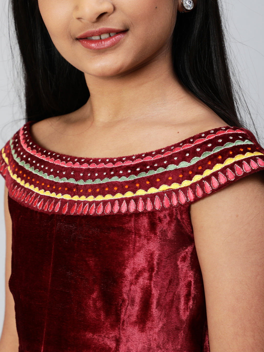 Color_Maroon
