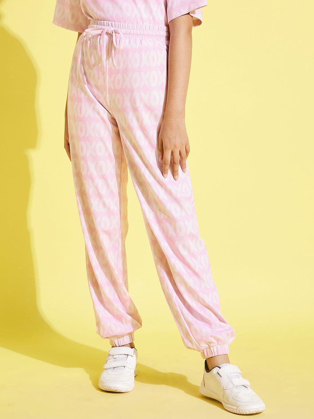 Girl's Pink XOXO Print Knit Joggers - LYUSH KIDS