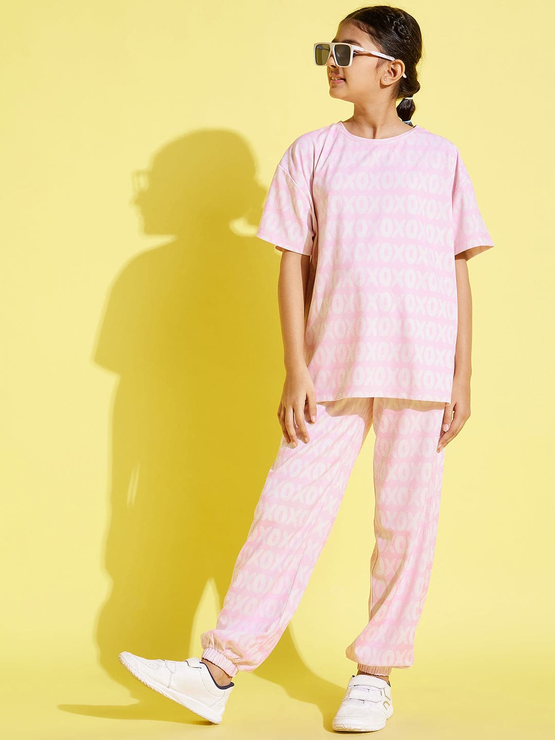 Girl's Pink XOXO Print Knit Joggers - LYUSH KIDS