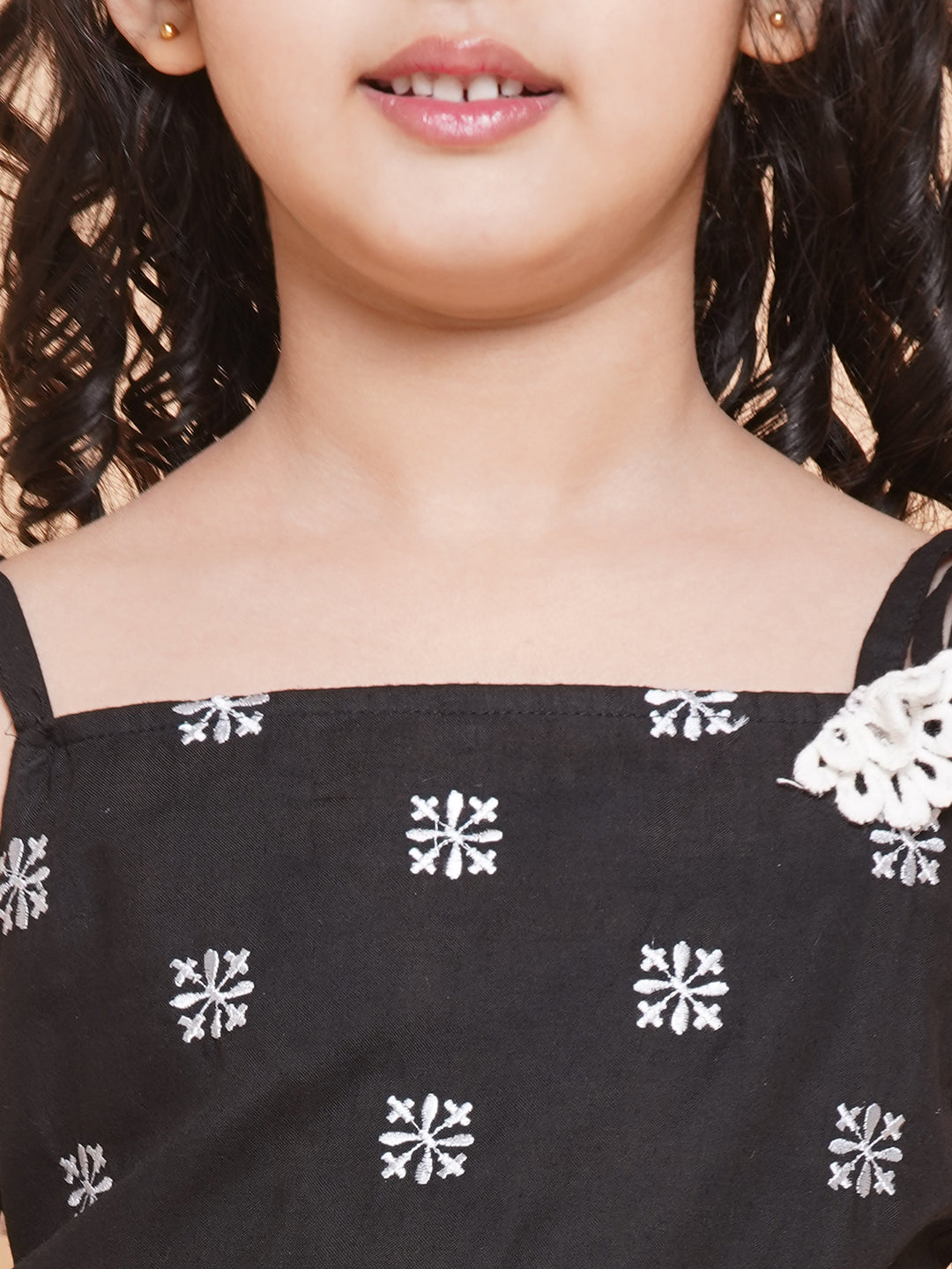 Girl's Black Ethnic Motifs Embroidered  Kurta With White Sharara - Bitiya By Bhama